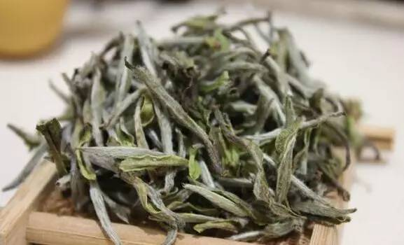 
存茶知识贴：使用三层包装法存白茶，需要注意哪些误区？
